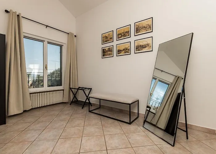 Kejani Attic Scenic Views, Lux Bath, Fast Wi-fi Segno