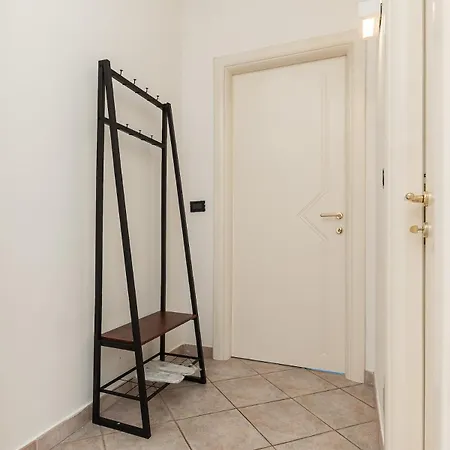 Kejani Attic Scenic Views, Lux Bath, Fast Wi-fi Apartmán *