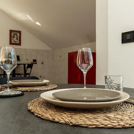 Kejani Attic Scenic Views, Lux Bath, Fast Wi-fi