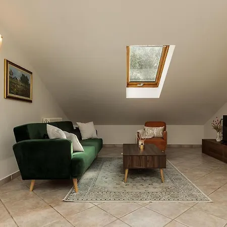 Kejani Attic Scenic Views, Lux Bath, Fast Wi-fi Segno