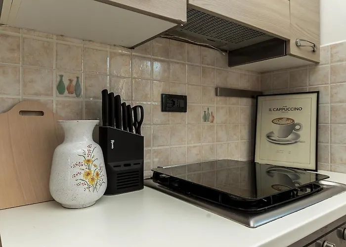 Kejani Attic Scenic Views, Lux Bath, Fast Wi-fi Apartamento *