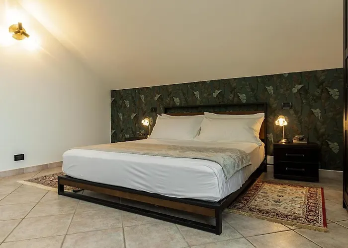 Kejani Attic Scenic Views, Lux Bath, Fast Wi-fi Apartamento Segno